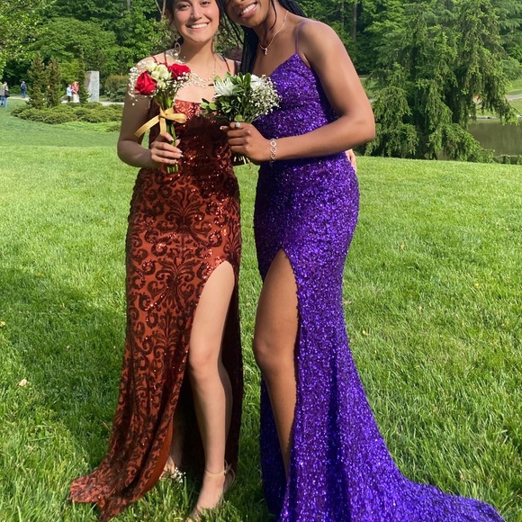 GORGEOUS SHERRI HILL SEQUIN PURPLE DRESS - Picture 4 of 6